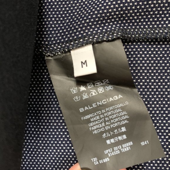 BALENCIAGA PARIS Floral Accent Crewneck Tee - Picture 6 of 8